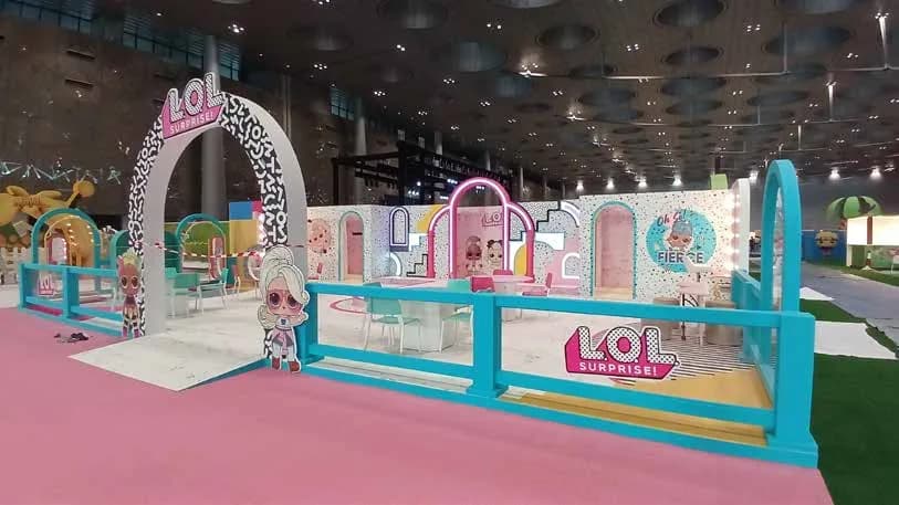 L.O.L. Surprise activation with pastel arch entrance and play zone