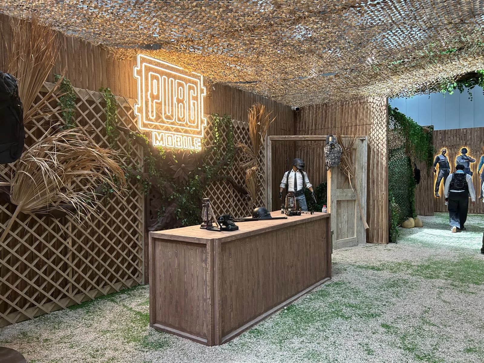 PUBG Mobile reception counter under camouflage netting